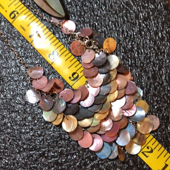 Hand Crafted Mother Of Pearl Bib Necklace With Vintage MOP Tulip Earrings - Picture 10 of 13